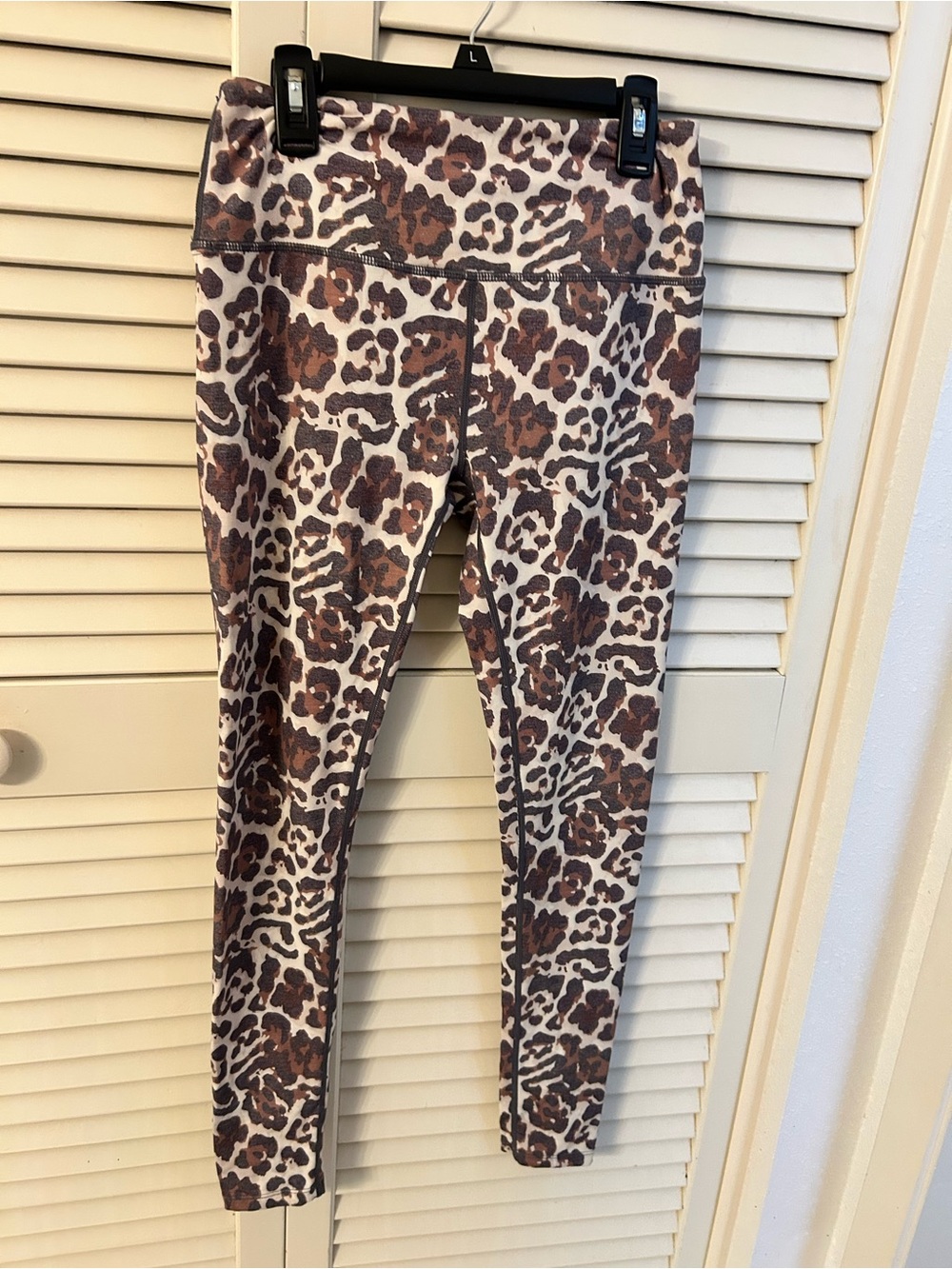 VENUS Brown and White Leopard Print Leggings